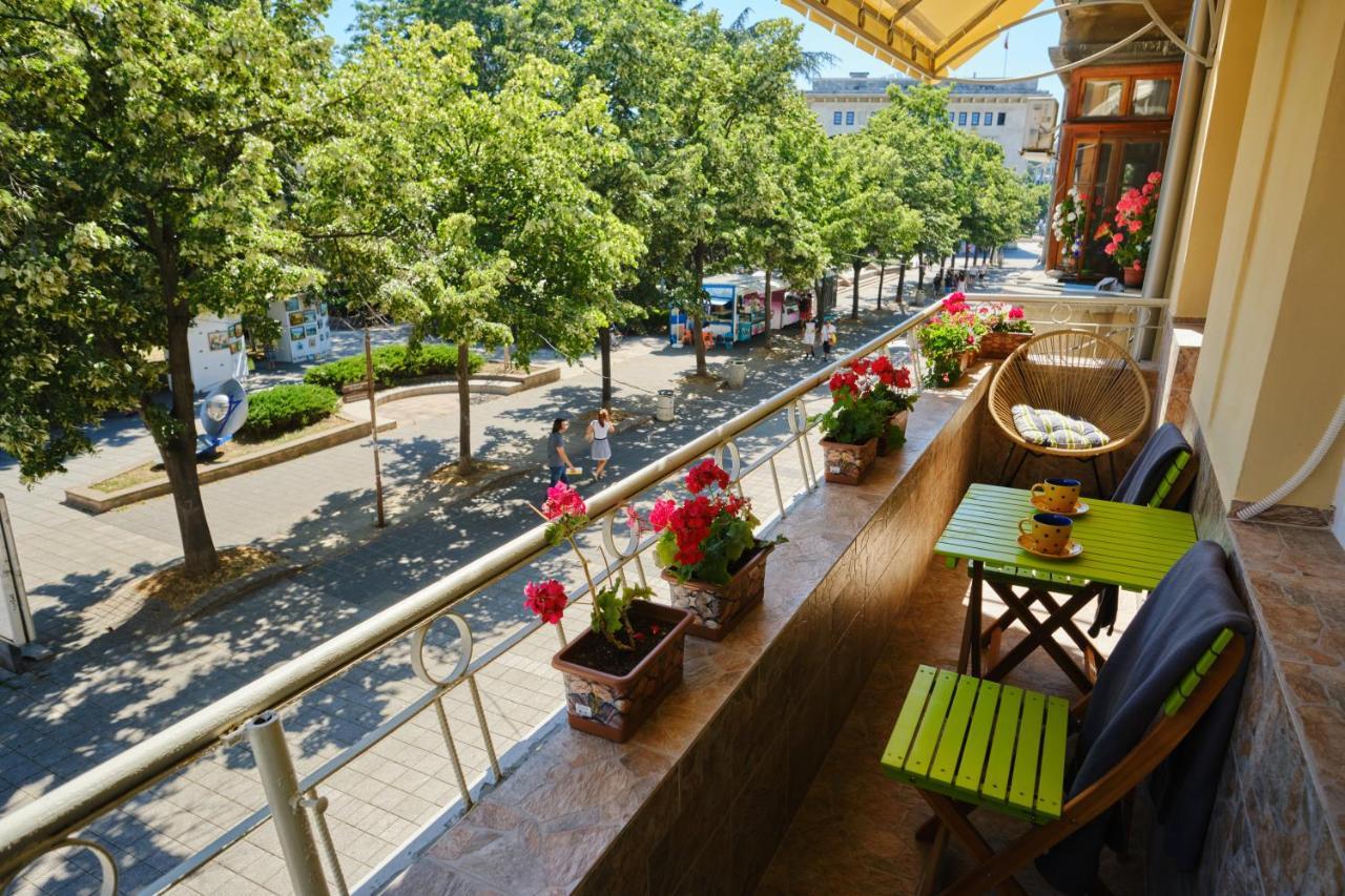 Luxury Nevena Apartment - Bogoridi Super Centre Burgas Ngoại thất bức ảnh