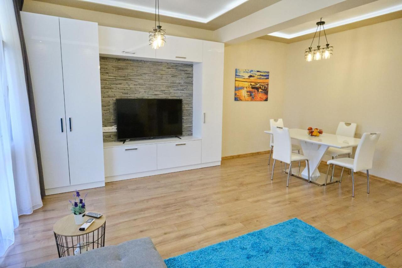 Luxury Nevena Apartment - Bogoridi Super Centre Burgas Ngoại thất bức ảnh